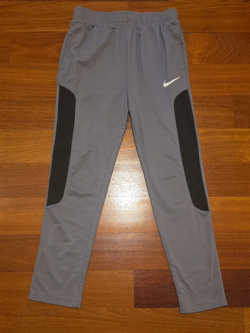 Nike Boys Gray Athletic Pants, Size L